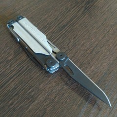 Мультитул LEATHERMAN WAVE PLUS BLACK & SILVER 832622