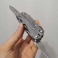 Мультитул LEATHERMAN REV 832136