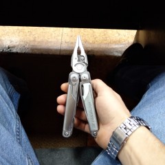 Мультитул LEATHERMAN SURGE 830165