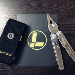 Мультитул LEATHERMAN SURGE 830165