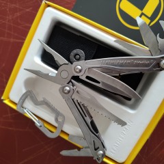 Мультитул LEATHERMAN SIDEKICK 831439